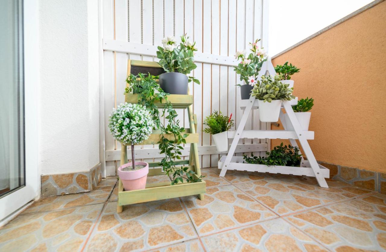 Apartment Malibu Zaboric Exterior foto